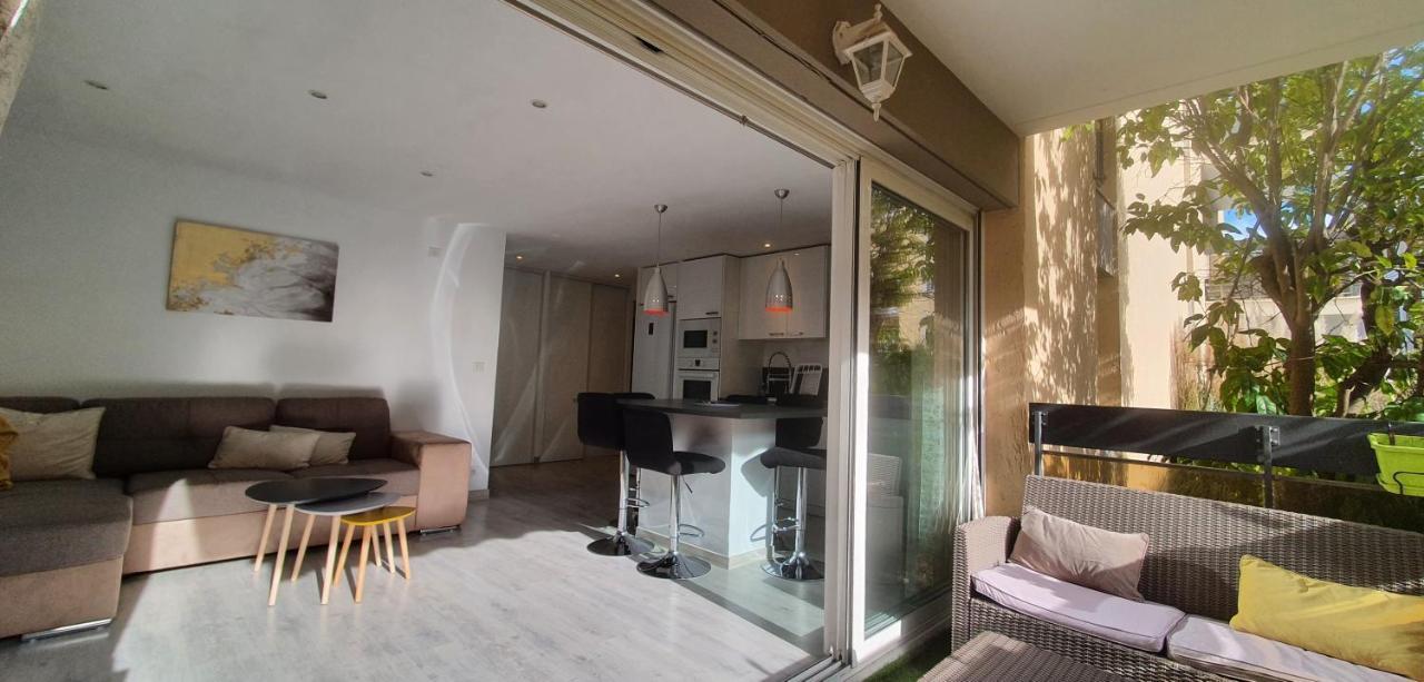Apartament Le Silene Sainte-Maxime Zewnętrze zdjęcie