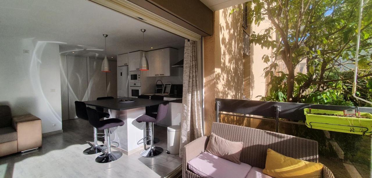 Apartament Le Silene Sainte-Maxime Zewnętrze zdjęcie